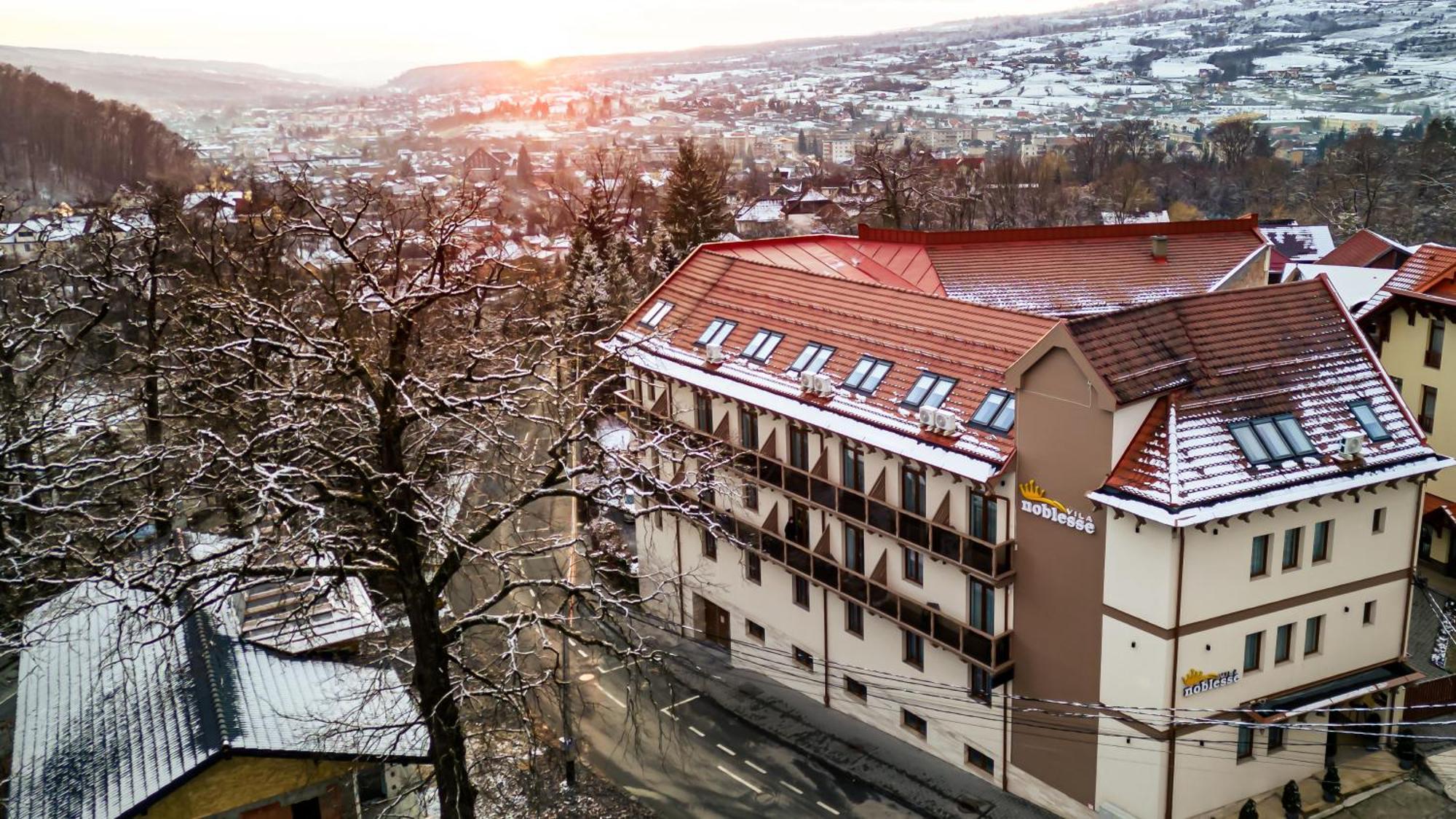 Vila Noblesse Sovata Bagian luar foto